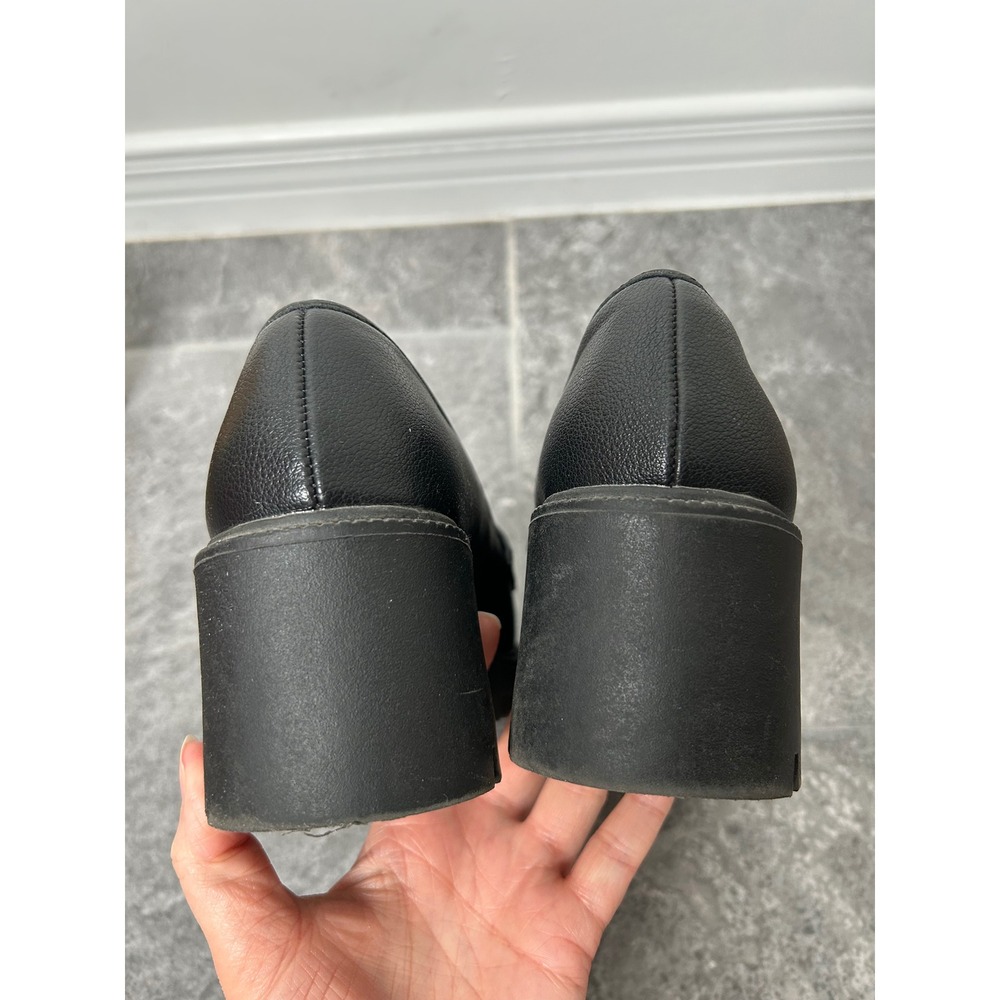 DV Dolce Vita Neeka Lug Sole Platform Loafer Size 7.5 Black Faux Leather Fall - Picture 8 of 12